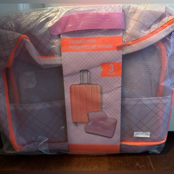 MYTAGALONGS Travel pods - Picture 1 of 3